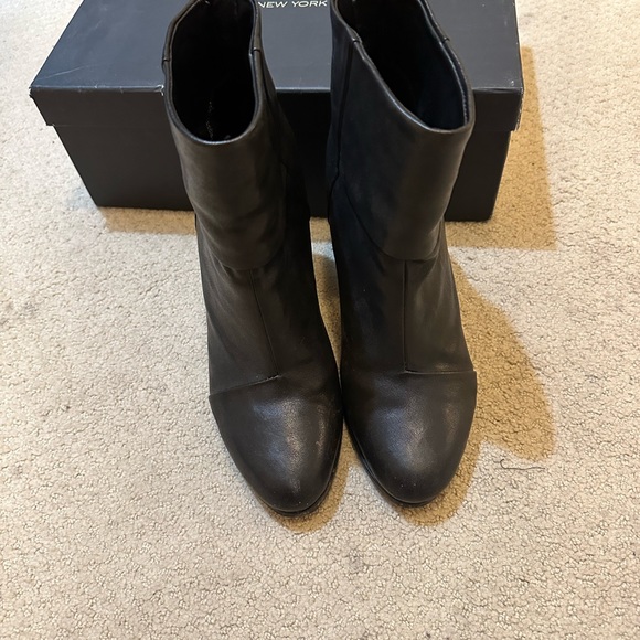 Rag and Bone women’s black leather zip Newbury boot size 10 - Picture 3 of 6